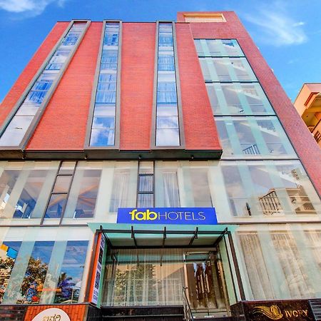 Fabhotel The Royal Suites - Nr Gopalan Innovation Mall Bangalore Exterior photo