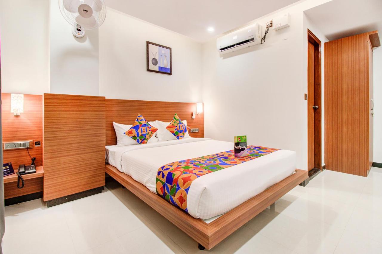 Fabhotel The Royal Suites - Nr Gopalan Innovation Mall Bangalore Exterior photo