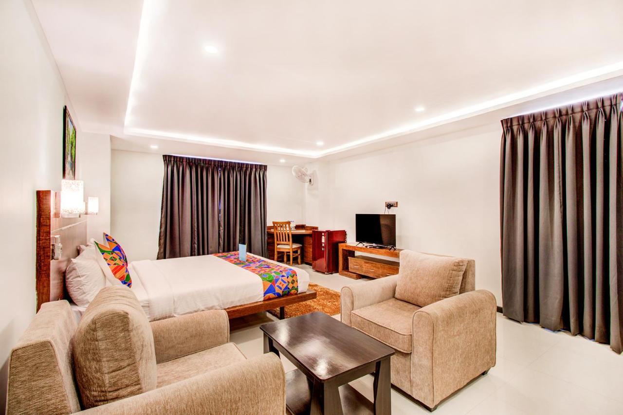 Fabhotel The Royal Suites - Nr Gopalan Innovation Mall Bangalore Exterior photo
